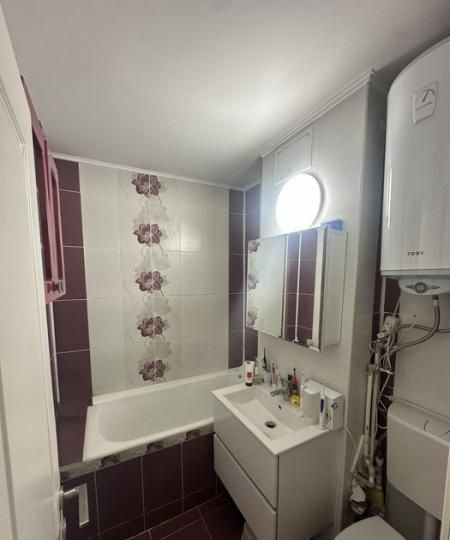 3 Camere de vanzare | Salajan | Metrou | Boiler |  Renovat – fotografia 3 din 8