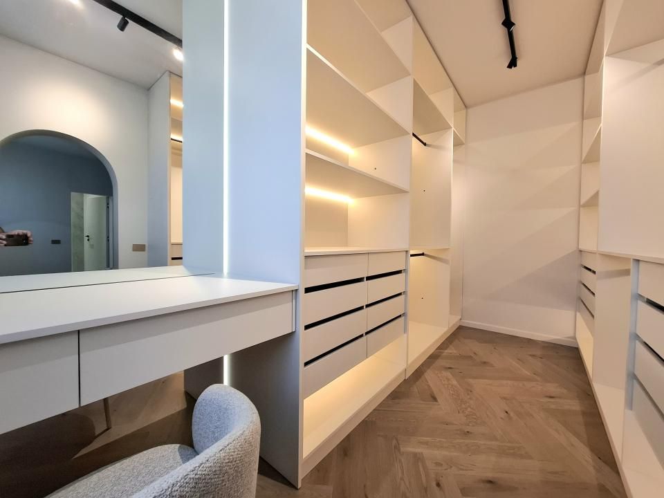 4 Camere I Unirii I Lux-Panoramic I 94 MP I 2020 I Parcare – fotografia 14 din 18