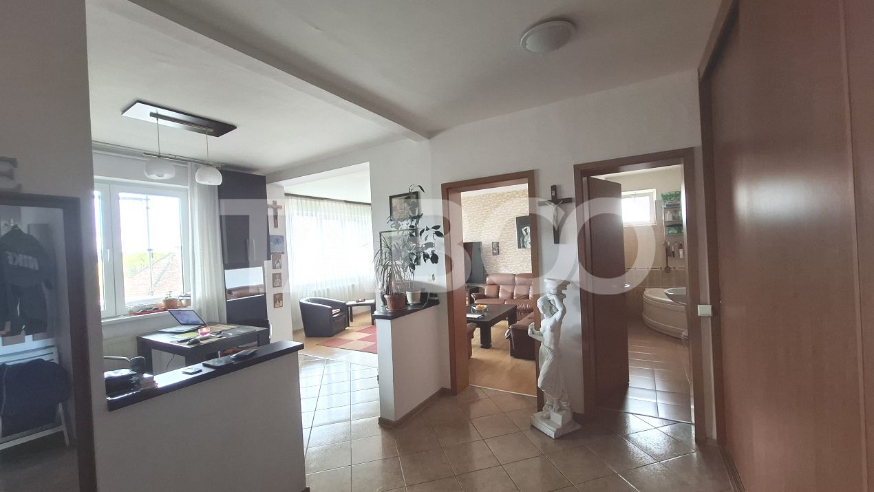 Apartament 2 camere de vanzare decomandat 62 mp zona Siretului Sibiu – fotografia 1 din 10