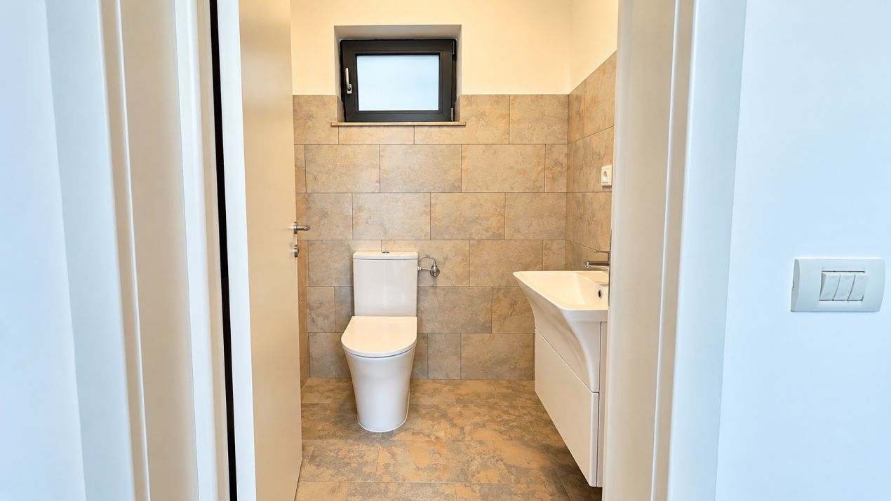 Duplex modern de vanzare in Mamaia Nord P+1 │ Loc de parcare │ Terasa spatioasa – fotografia 24 din 29