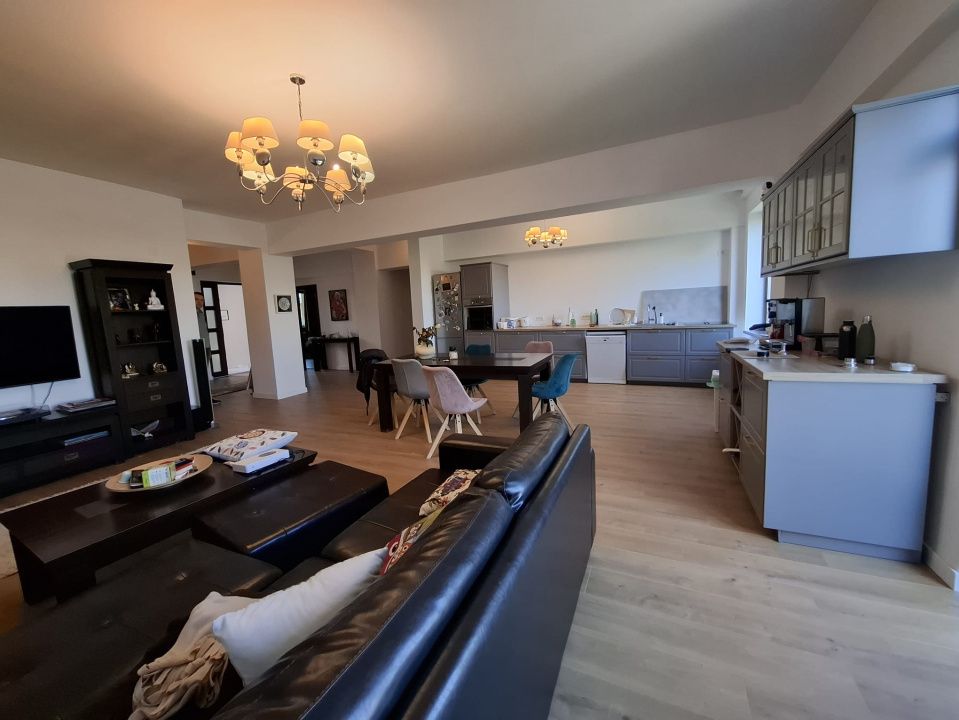 Imobil - Vila Multifuncțională 864 mp + Teren 971 mp  |  Zona DACIA – fotografia 9 din 24