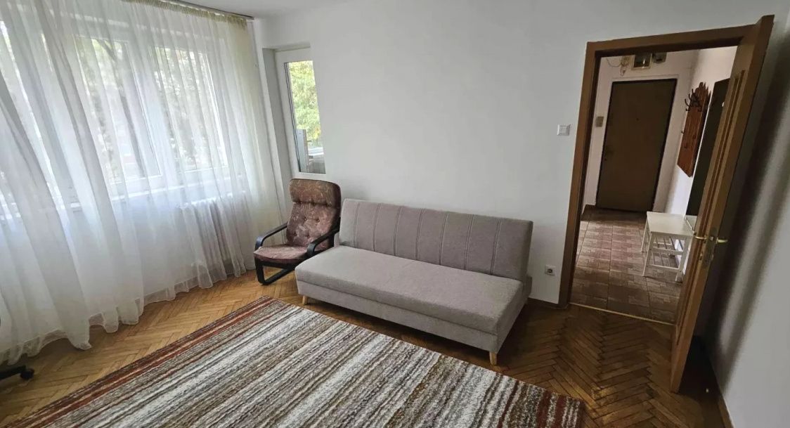 Apartament 3 camere Titan/ scoala 199/ gradinita 69/ metrou/ parc IOR – fotografia 1 din 8