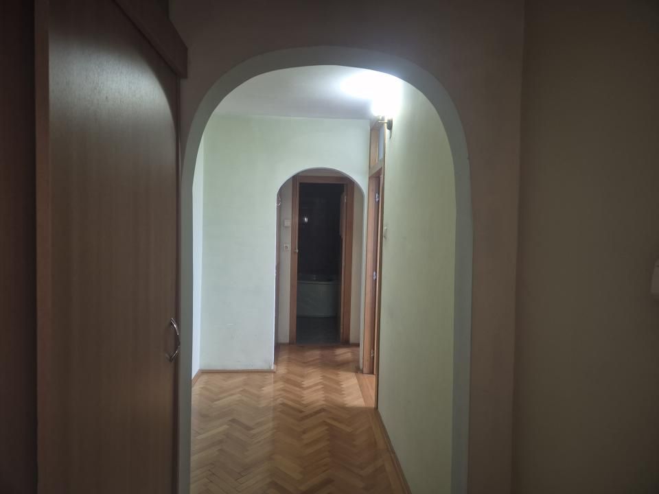 De închiriat apartament 3 camere in Pitești Popa Sapca – fotografia 7 din 14