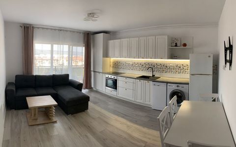 Apartament cu PANORAMA, 2 camere, LIFT, parcare, zona str. Teilor!