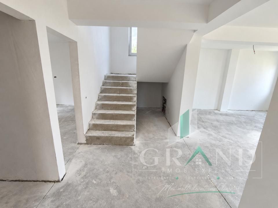 De vânzare–Casă individuală | Dezmir | 172 mp utili | Teren 440 mp – fotografia 11 din 20