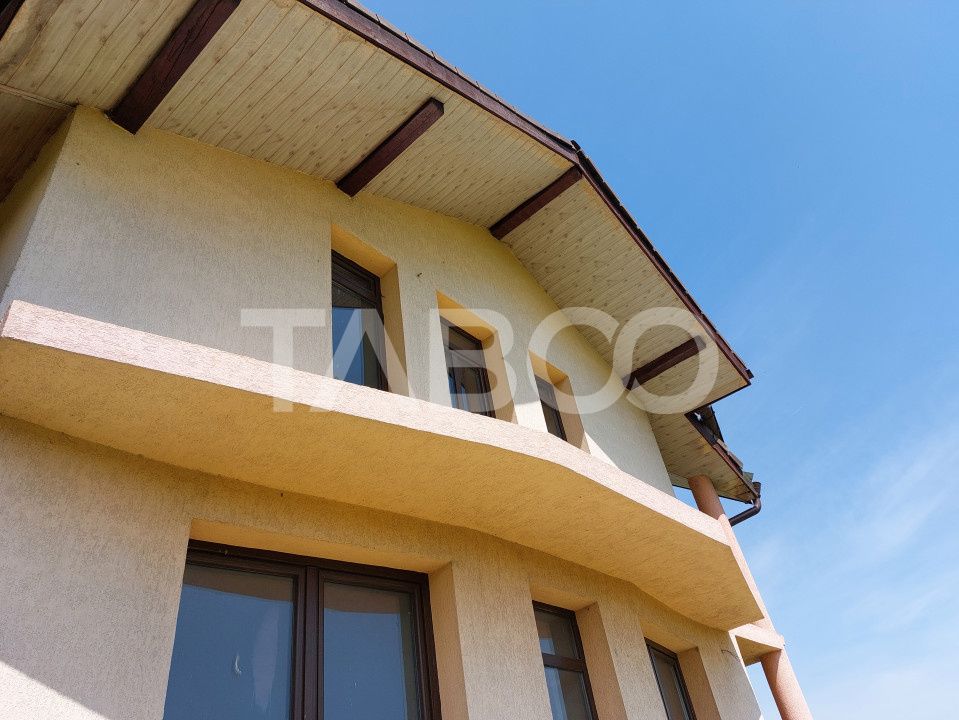 Casa de vanzare cu teren 2000 mp 5 camere  Sura Mare Hamba Sibiu – fotografia 33 din 37
