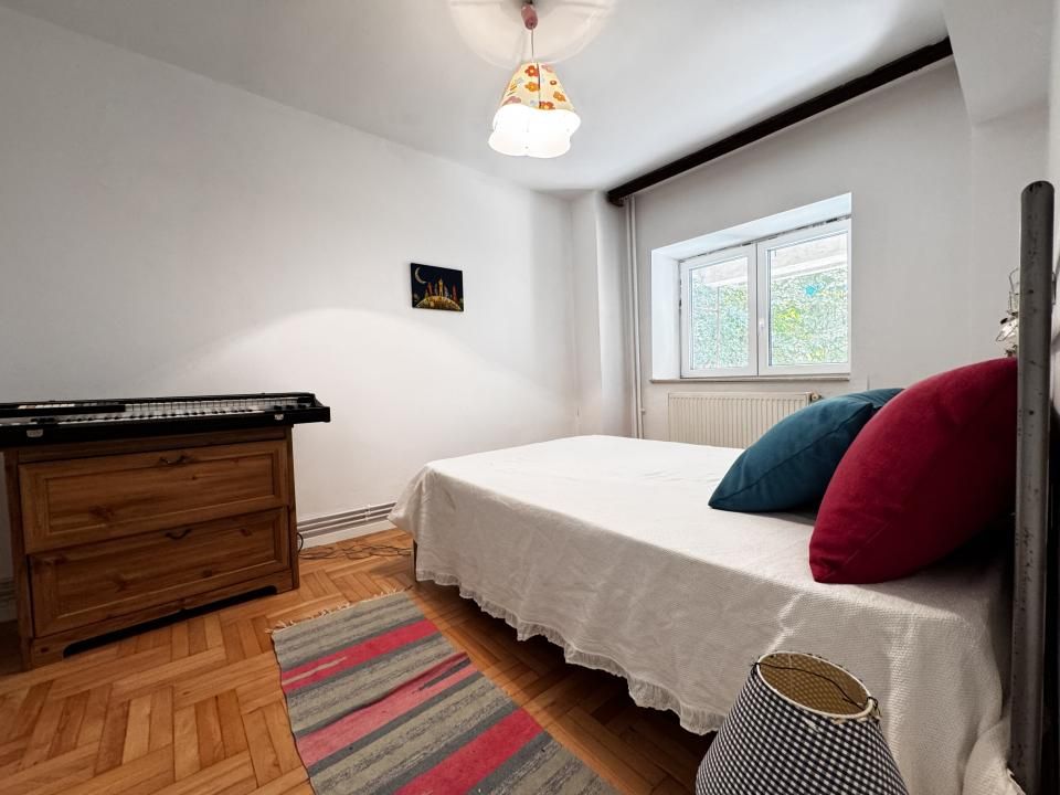 Apartament cu 2 camere si balcon | etaj 1 | Mioritei | de vanzare – fotografia 5 din 13