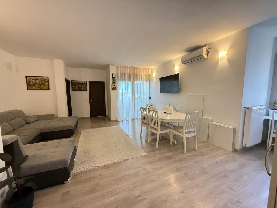 Apartament spatios cu 4 camere, decomandat, etaj 3 - Giroc, zona Planetelor – fotografia 1 din 10