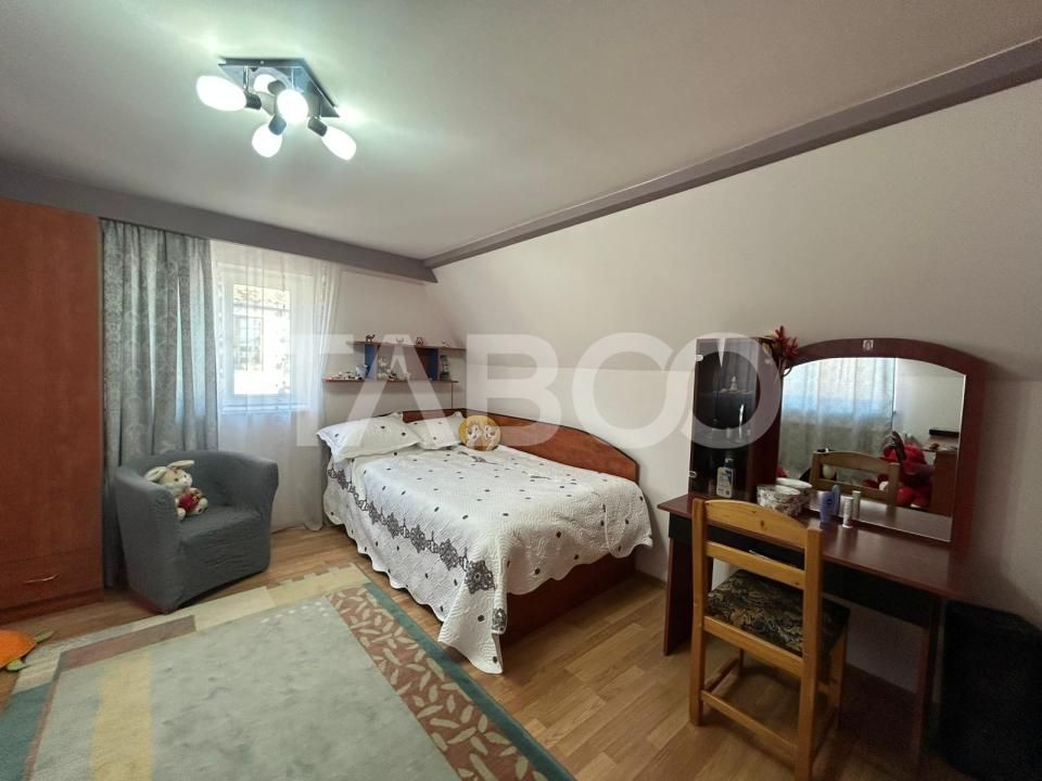 Casa 5 camere  individuala cu piscina incalzita acces auto Turnisor – fotografia 6 din 32