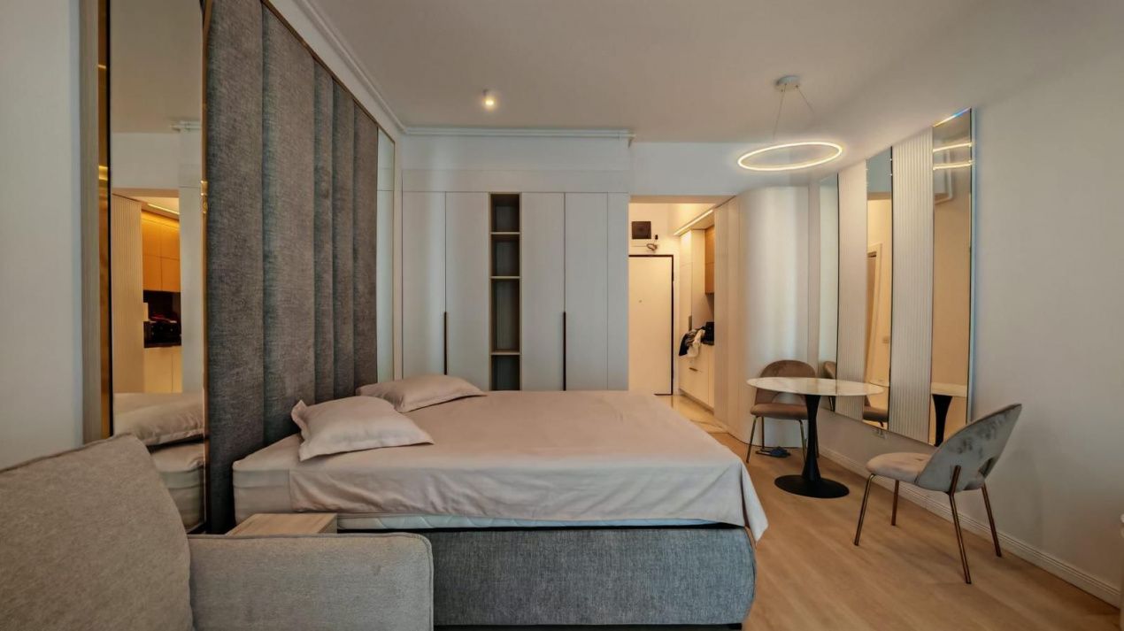 Studio spațios cu balcon mare și vedere laterală la mare în Tomis Vila – fotografia 11 din 15