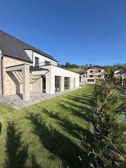 Casă modernă, 200 mp utili, teren 800 mp, terasă panoramică | Feleacu – fotografia 4 din 8