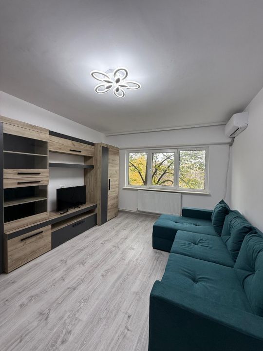 Apartament 3 camere decomandat | Tomis Nord – fotografia 3 din 11