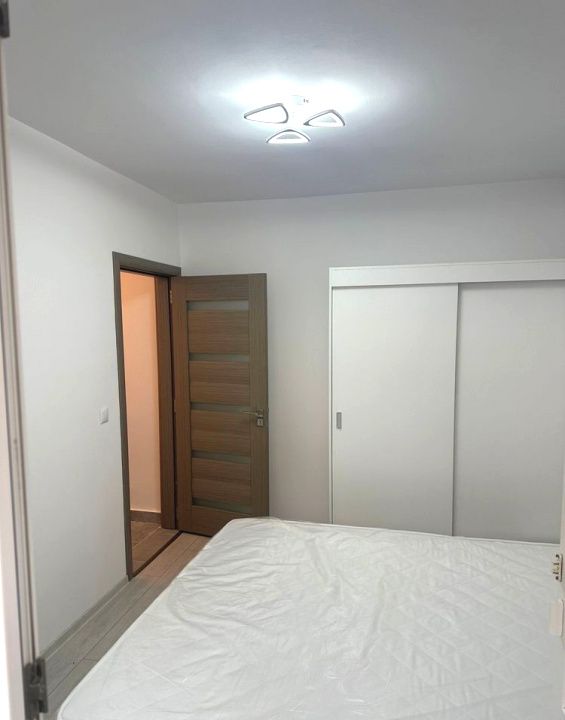 Apartament 2 camere decomandat | 1 Baie | balcon | 49 mp | Loc Parcare | Centru – fotografia 2 din 8
