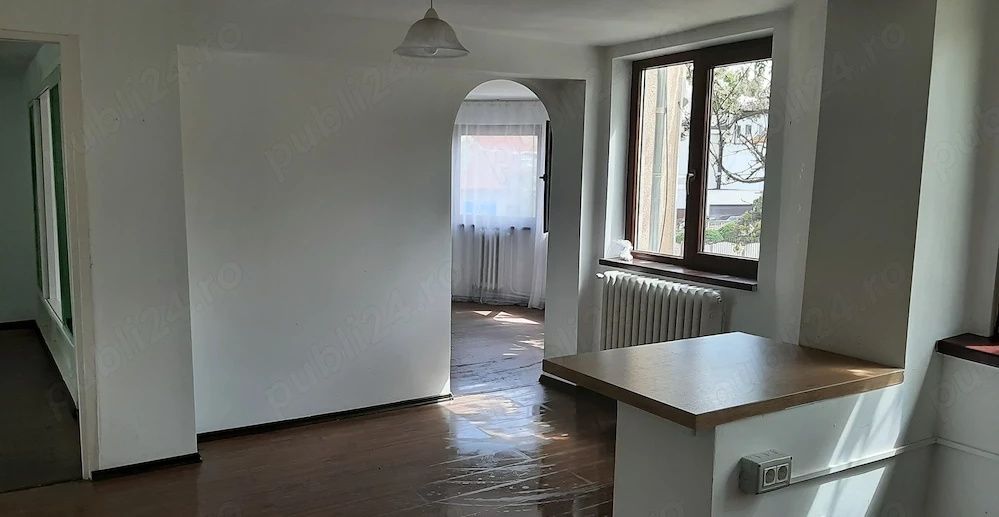 Spatiu Comercial Central P+1 Bulevard Birou Cabinet Magazin Fonduri Europene – fotografia 1 din 9