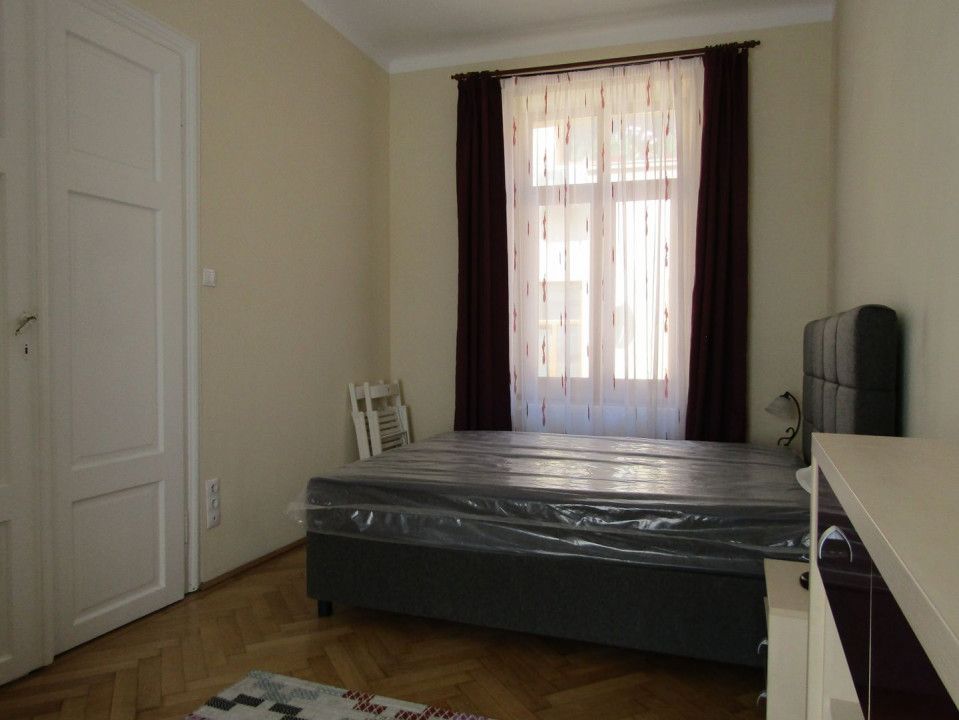 Apartament cu 2 camere in zona ultracentrala – fotografia 11 din 13
