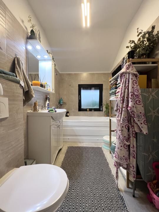 Apartament modern la vila, 2 camere, 55 mp, decomandat - Giroc – fotografia 9 din 11