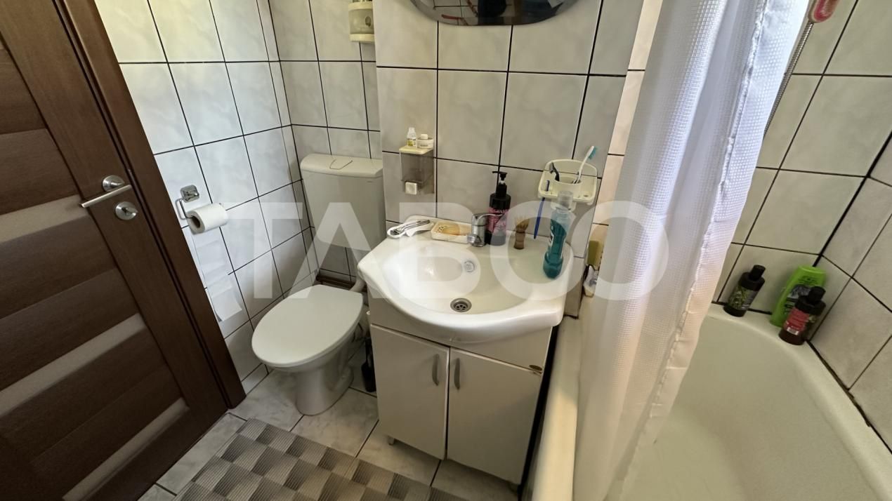 Apartament  4 camere 2 ba in bloc cu lift pivnita Mihai Viteazul Sibiu – fotografia 16 din 16