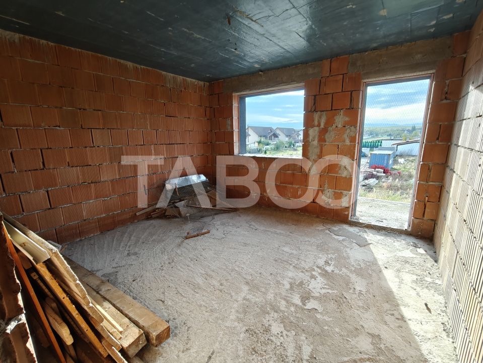 Casa intabulata 5 camere 3 bai - pivnita - terasa - COMISION 0 – fotografia 8 din 13