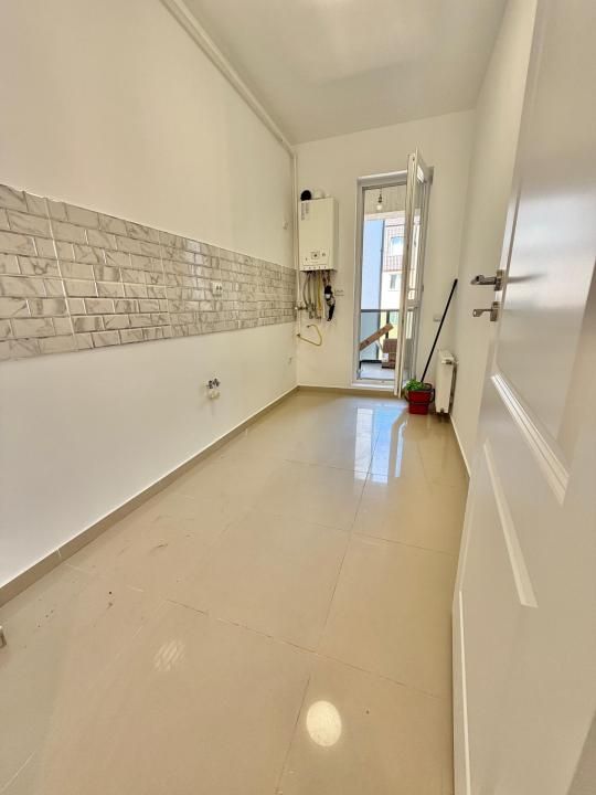 Garsoniera decomandata | nemobilata | Militari Residence – fotografia 3 din 12