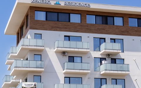 Apartament cu vedere spre curtea interioara, spre piscina in bloc finalizat