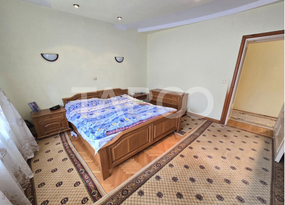 Casa individuala de vanzare 6 camere teren 650 garaj Piata Cluj Sibiu – fotografia 9 din 29