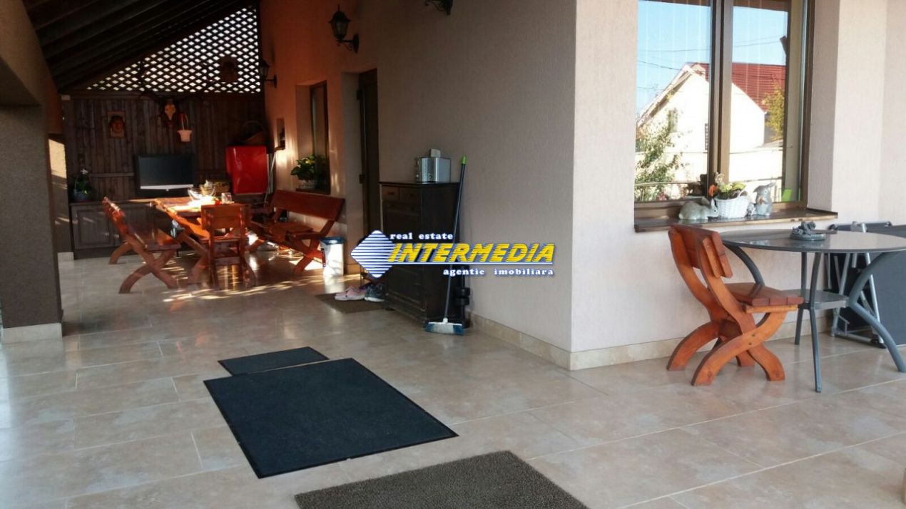 Casa D+P+E de vanzare Alba Iulia zona Schit – fotografia 1 din 16