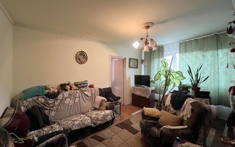 Apartament cu 3 camere, 47 mp utili, etaj 2 - zona Girocului