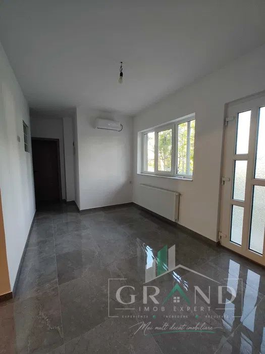 Casa Moderna | 5 Camere | Curte Interioara | Garaj | Parcare | Iris/Oasului – fotografia 3 din 8