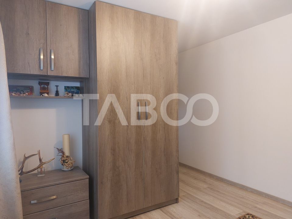 Casa in zona centrala 5 camere 2 bucatarii 3 bai curte comuna Cisnadie – fotografia 16 din 28
