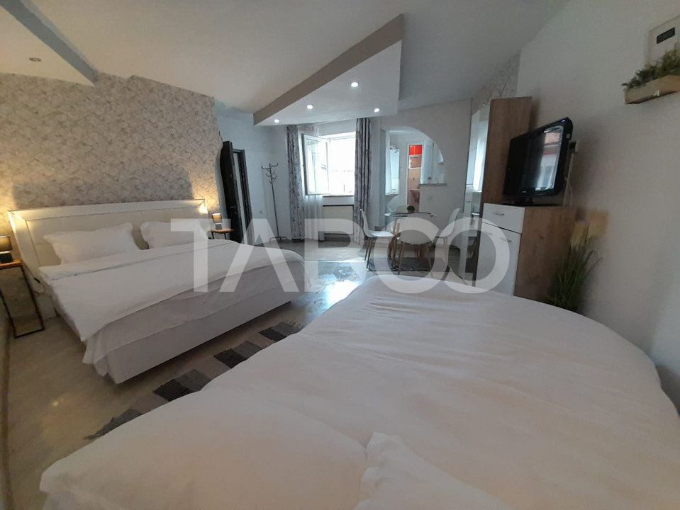 Garsoniera cocheta 30 mp la parter de vanzare Ultracentral Sibiu – fotografia 1 din 18