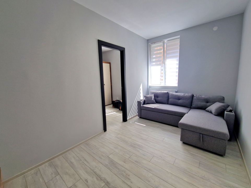 Horea, apartament 2 camere cu terasa – fotografia 1 din 13