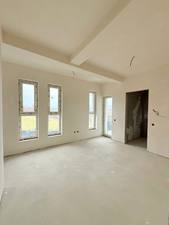 Ocazie - casă tip triplex, 2025, Terra, Floresti - cel mai ieftin pret! – fotografia 3 din 14