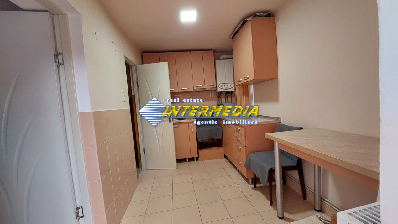 Apartament cu 2 camere la casa in Blaj, zona Centrala – fotografia 5 din 6