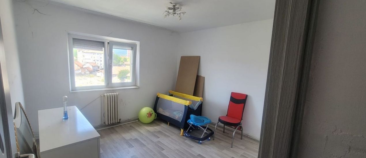 APARTAMENT 2 CAMERE DE VANZARE I DECOMANDAT I ETAJ 2 I ZONA DEDEMAN – fotografia 4 din 5