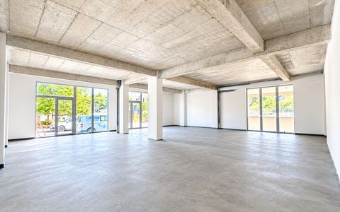 Spațiu comercial 148 mp | 4 parcări | cartier Europa