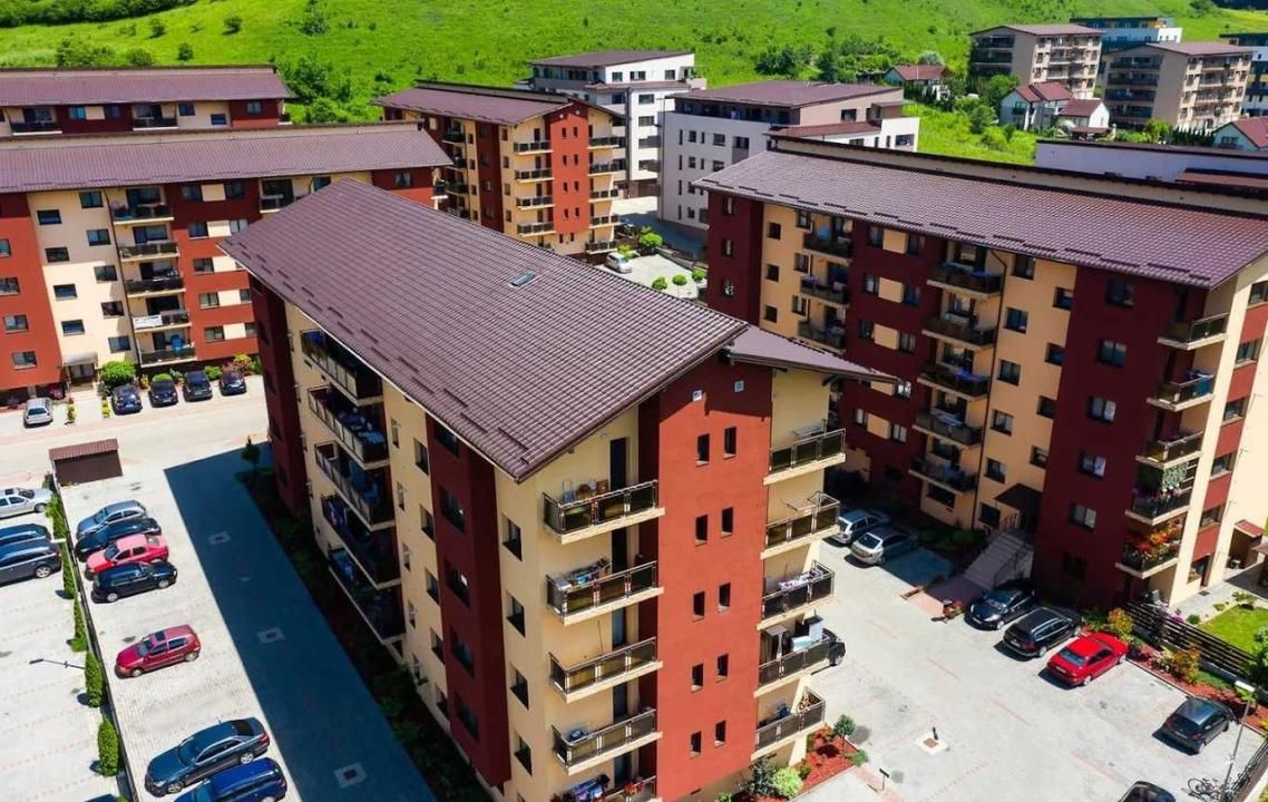 Apartament cu 6 camere,165 mp utili,parcare,zona Stejarului – fotografia 1 din 3