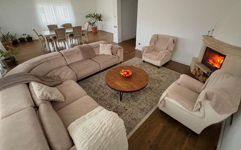 Penthouse, 4 camere deocmanda, 200mp, terasa 150mp,  2 parcari, zona Stejarului!