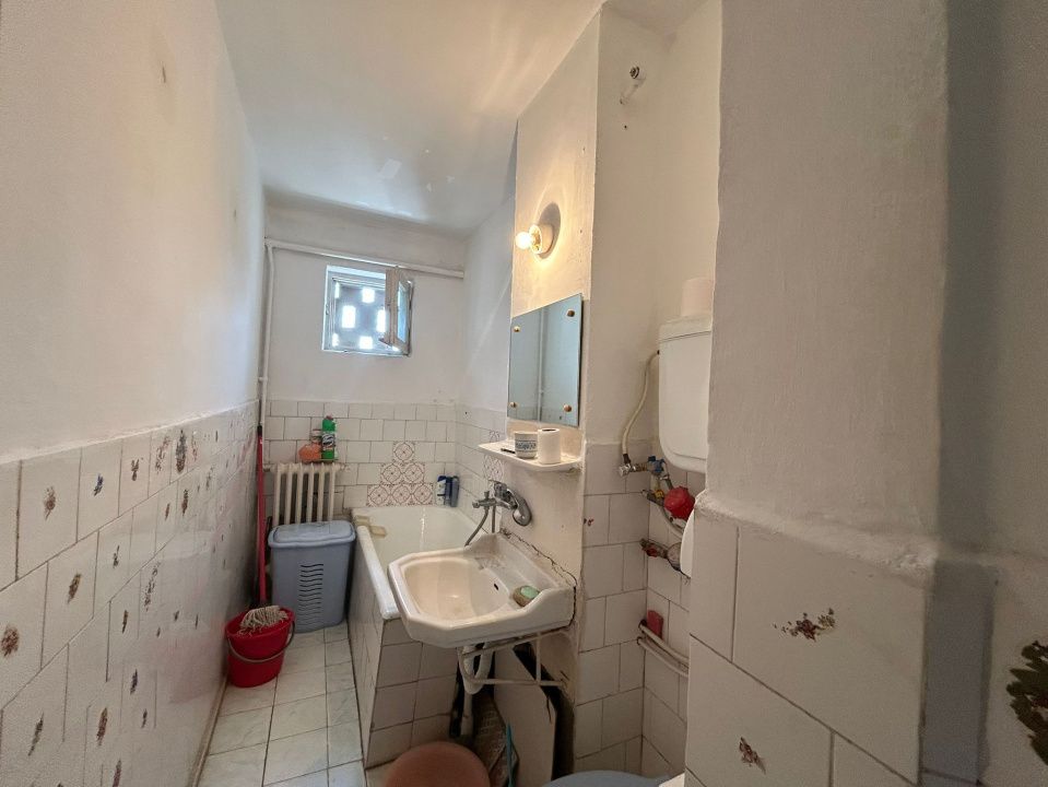 Apartament 2 camere, semidecomandat, 41mp, Craiovita, zona Niela. – fotografia 6 din 8