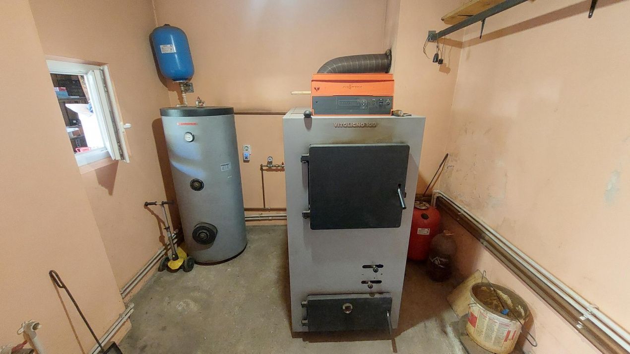 Casa cu 4 camere mobilata si utilata 593mp teren zona Centru – fotografia 15 din 22