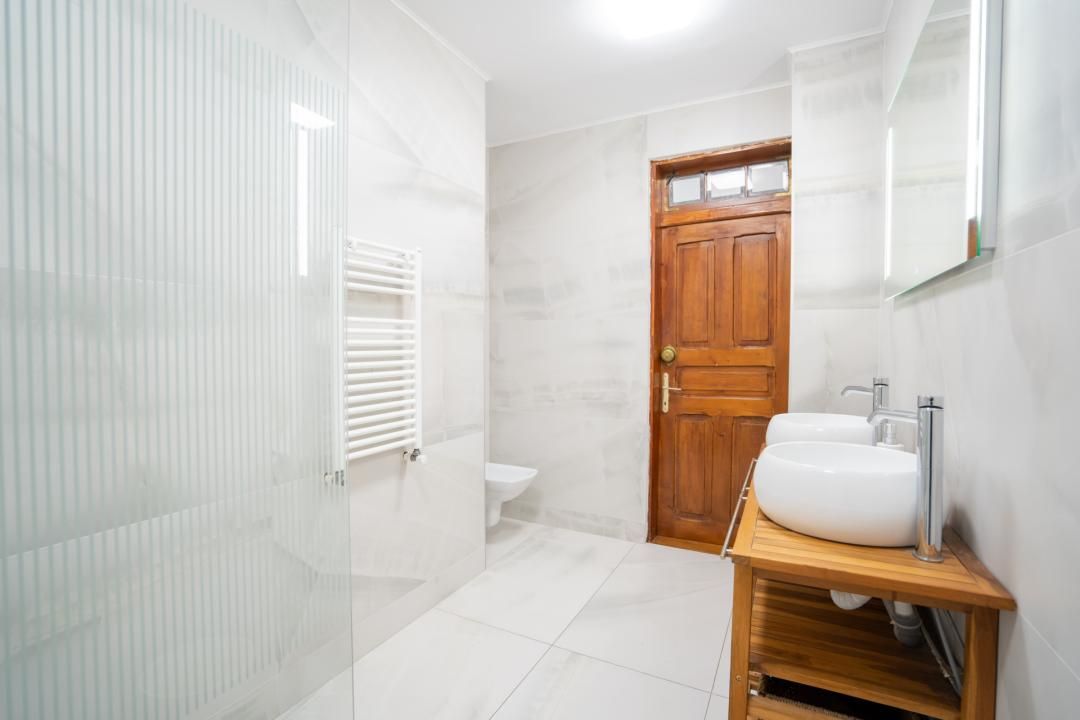 6-Room Apartment 🕰️ Cismigiu Garden 🕰️ Private Heating System 🕰️ Parking – fotografia 30 din 43