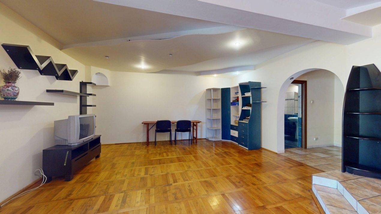 Vila cu 8 camere de vanzare  / teren 840 mp.  -  Prelungirea Ghencea – fotografia 7 din 33