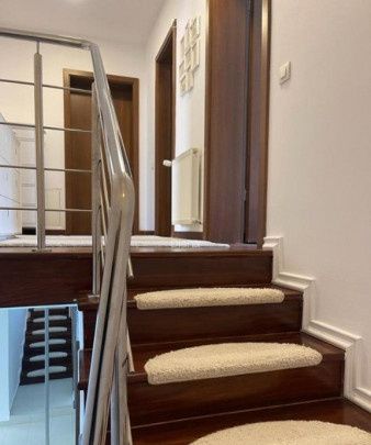 VILĂ CU 3 DORMITOARE | COMPLEX REZIDENȚIAL | PIPERA | GARAJ | CURTE – fotografia 10 din 13