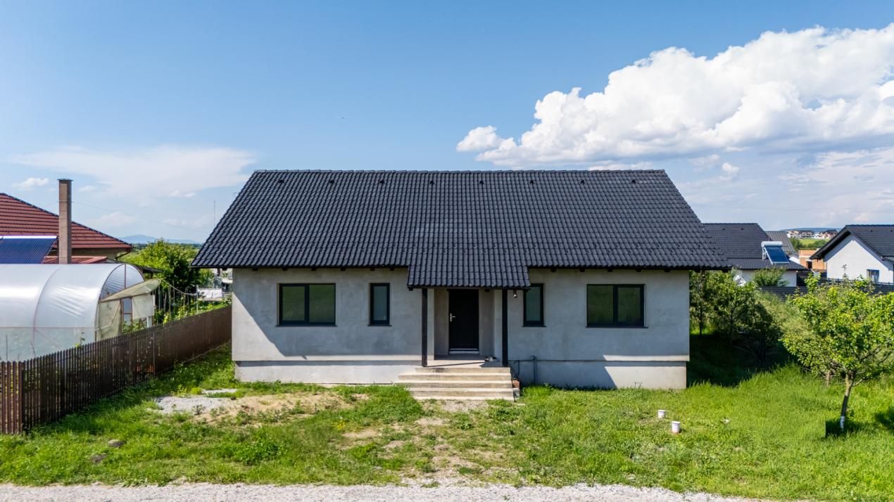 Casa, singur in curte,Sanpetru, Brasov, Comision 0% – fotografia 1 din 13