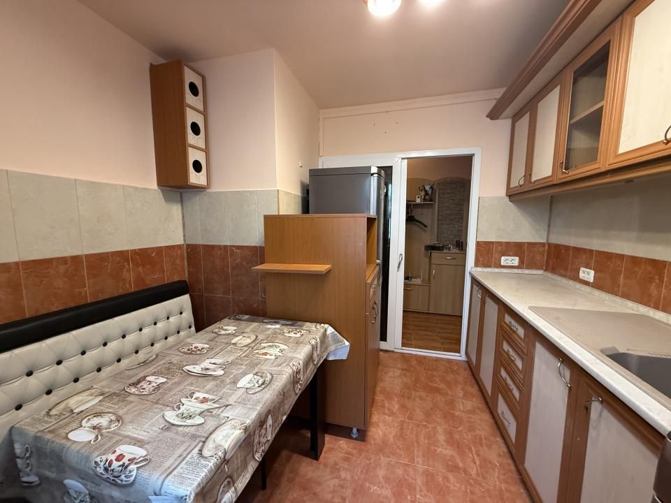 Apartament cu 3 camere, decomandat, 68 mp utili, etaj 1 - Girocului – fotografia 5 din 11