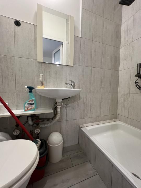 Garsoniera, 18mp utili, etaj 3 - zona UMT – fotografia 4 din 7
