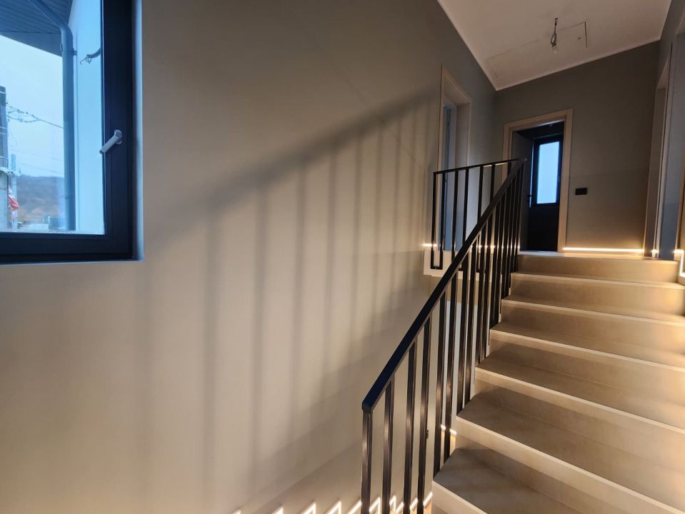 CASA INDIVIDUALA, 5 CAMERE, 3 BAI, 141 MP UTILI, 490 MP TEREN, MIROSLAVA – fotografia 8 din 19