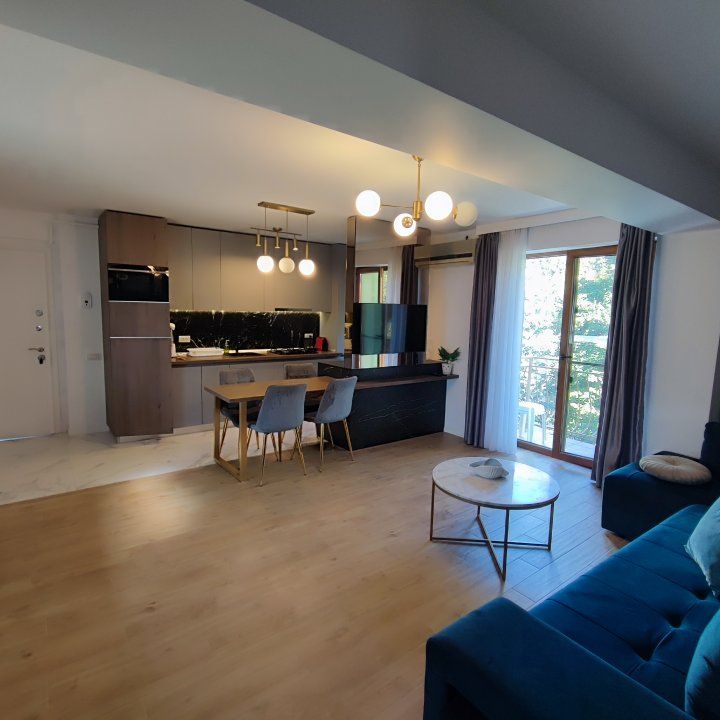 Inchiriere Apartament 2 camere Faleza Nord – fotografia 1 din 11