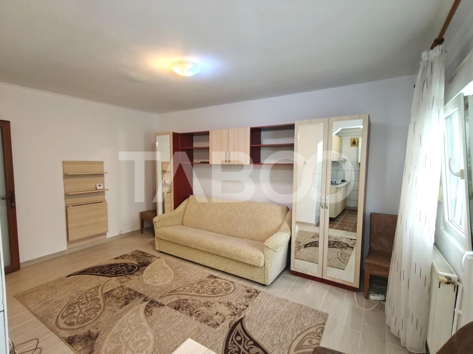 Garsoniera cu balcon la etajul 1 - mobilata si ultilata - OMV Milea – fotografia 3 din 7