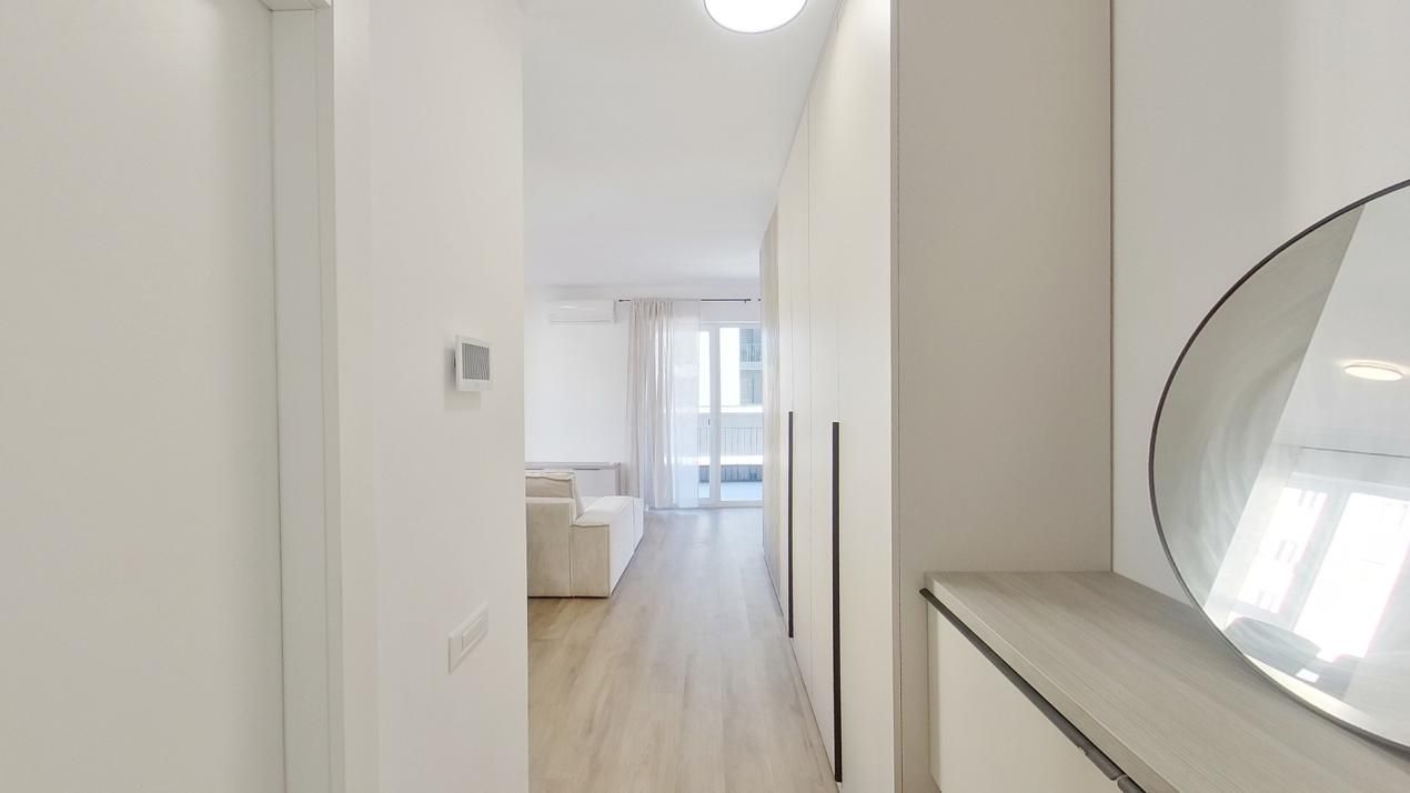 Studio modern, la et 1, la Via Universitate in Confectii – fotografia 3 din 13