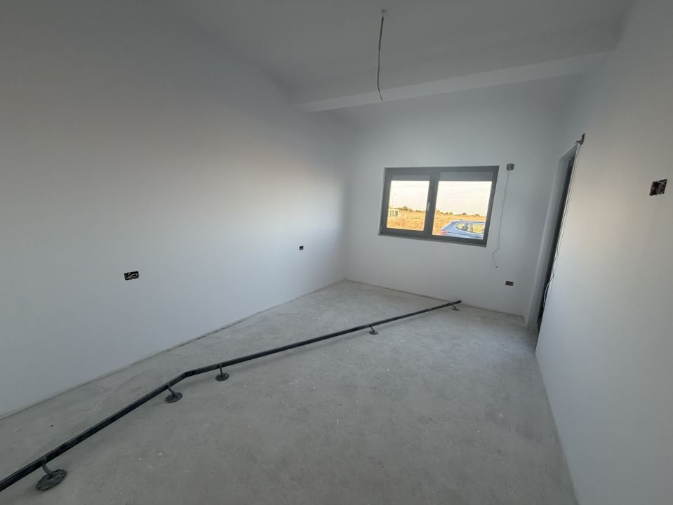 P5034 Apartament DECOMANDAT cu 3 camere zona LAC DUMBRAVITA,ETAJ 1, 2 Parcari – fotografia 21 din 35
